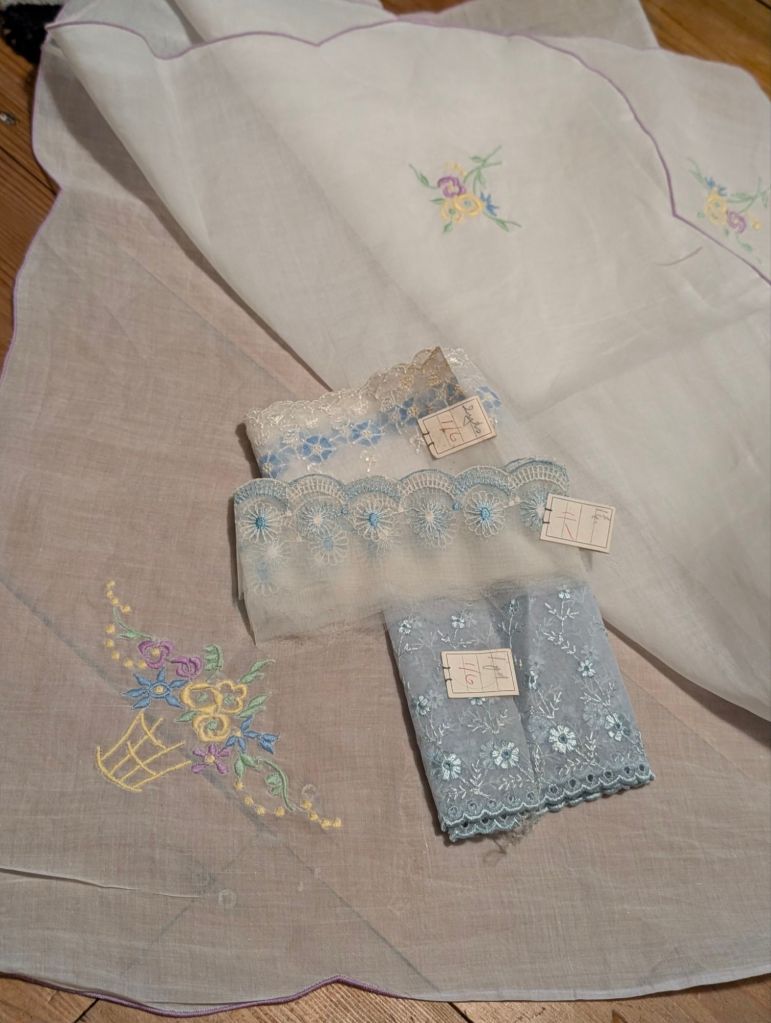 Vintage and deadstock haberdashery